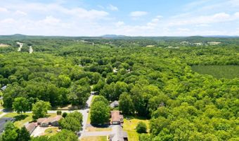 419 Holly Hills Dr, Altavista, VA 24517