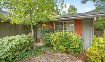 767 Twin Pines Cir, Ashland, OR 97520