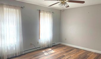 9 Crate Ln, Canaan, NH 03741