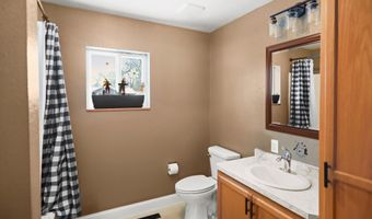 815 SW 13th Ave, Aberdeen, SD 57401