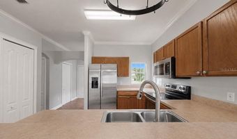 7853 BRISTOL PARK Dr, Apollo Beach, FL 33572