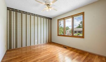 9 McKenzie Dr, Bella Vista, AR 72715