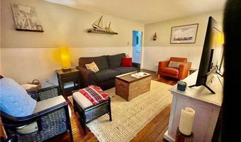 45 Hammond St 1, Newport, RI 02840