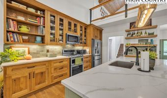 3681 Mulatto Mountain Rd, Fleetwood, NC 28626