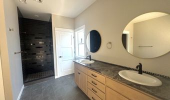 1236 Lighthouse Ln, Brookings, OR 97415