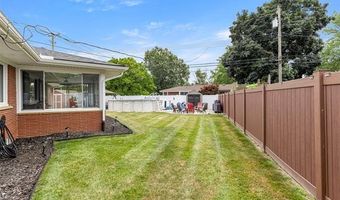 15823 Rose Dr, Allen Park, MI 48101