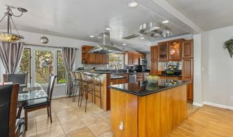 10880 Hess Dr, La Mesa, CA 91941