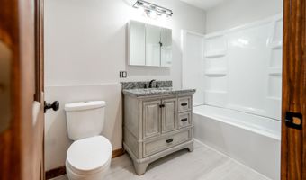 1207 Alden St, Alden, IA 50006