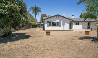 913 Buena Rosa Ct, Fallbrook, CA 92028