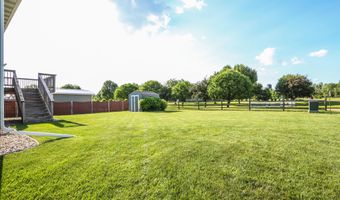 1202 SW 13th Ave, Aberdeen, SD 57401