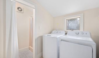 59 Mount Hope Ave, Jamestown, RI 02835