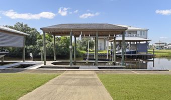 4069 Madagascar St, Bay St. Louis, MS 39520