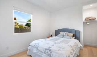 2672 Newell, Los Angeles, CA 90039