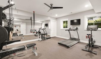 6617 LYBROOK Ct, Bethesda, MD 20817