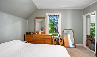 4 Center St, Barre, VT 05641