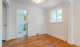 1226 N TAYLOR St, Arlington, VA 22201