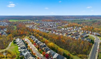 41992 HOLDER HILL Ct, Aldie, VA 20105