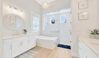 615 R MIRABAY Blvd, Apollo Beach, FL 33572