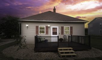 105 N Pike St, Anna, OH 45302