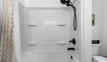 1312 N VIOLA St, Appleton, WI 54911