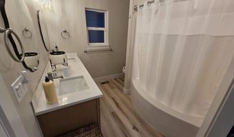 2440 Lotus Ave, Burley, ID 83318