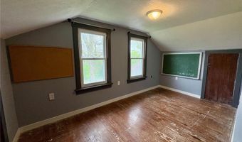 9621 Main St, Altenburg, MO 63732
