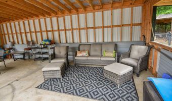1579 Van Buren Rd, Barnesville, GA 30204