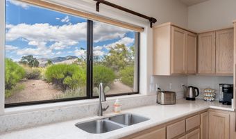 8001 E CAREFREE Dr, Carefree, AZ 85377