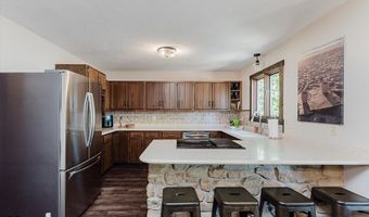 8414 Gallant Fox Dr, Indianapolis, IN 46217