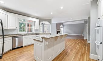 5020 Greatwood Ln, Alpharetta, GA 30005