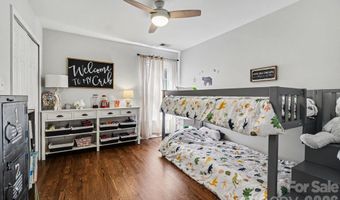 1924 DeArmon Dr, Charlotte, NC 28205