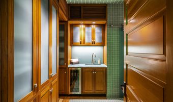 99 Granite St, Ashland, OR 97520