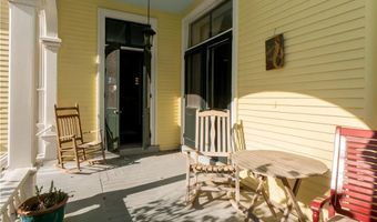 45 Ayrault St 5, Newport, RI 02840