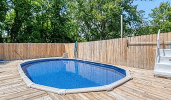 898 W Cunningham St, Alcoa, TN 37701