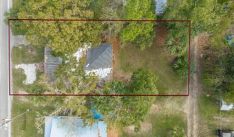 146 12th St, Apalachicola, FL 32320