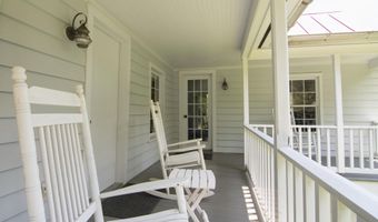 90 Taylor Ln, Alderson, WV 24910