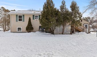 72 Louise St, Auburn, ME 04210