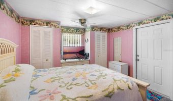 107 HOLIDAY Ln, Auburndale, FL 33823