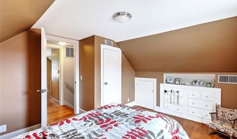 141 Cornell St, Cranston, RI 02920