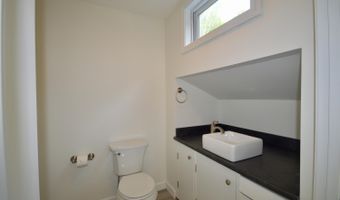 361 Belmont Ave, Belfast, ME 04915