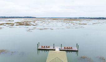 312 Bull Ln, Beaufort, SC 29902