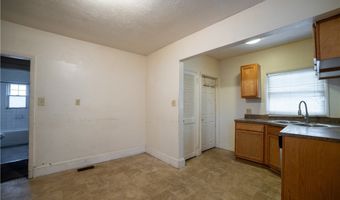 1040 Mercer Ave, Akron, OH 44320