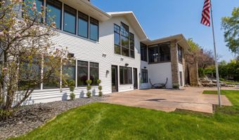899 Skyevale NE, Ada, MI 49301