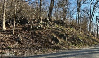 43 Hemlock Ave, Andover, NJ 07860