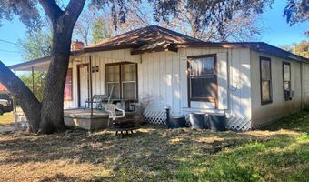 200 E Second St, Camp Wood, TX 78833