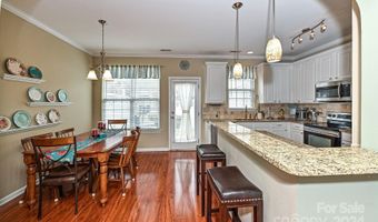 228 Dawn Mist Ln, Fort Mill, SC 29708