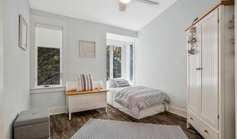 125 ISLAND VIEW Dr, Annapolis, MD 21401