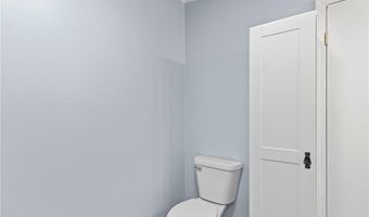 242 Blunt Ave, Austin, IN 47102