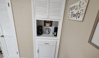 813 W 4th St, Bicknell, IN 47512