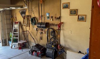 1645 Winchester Dr, Elko, NV 89801